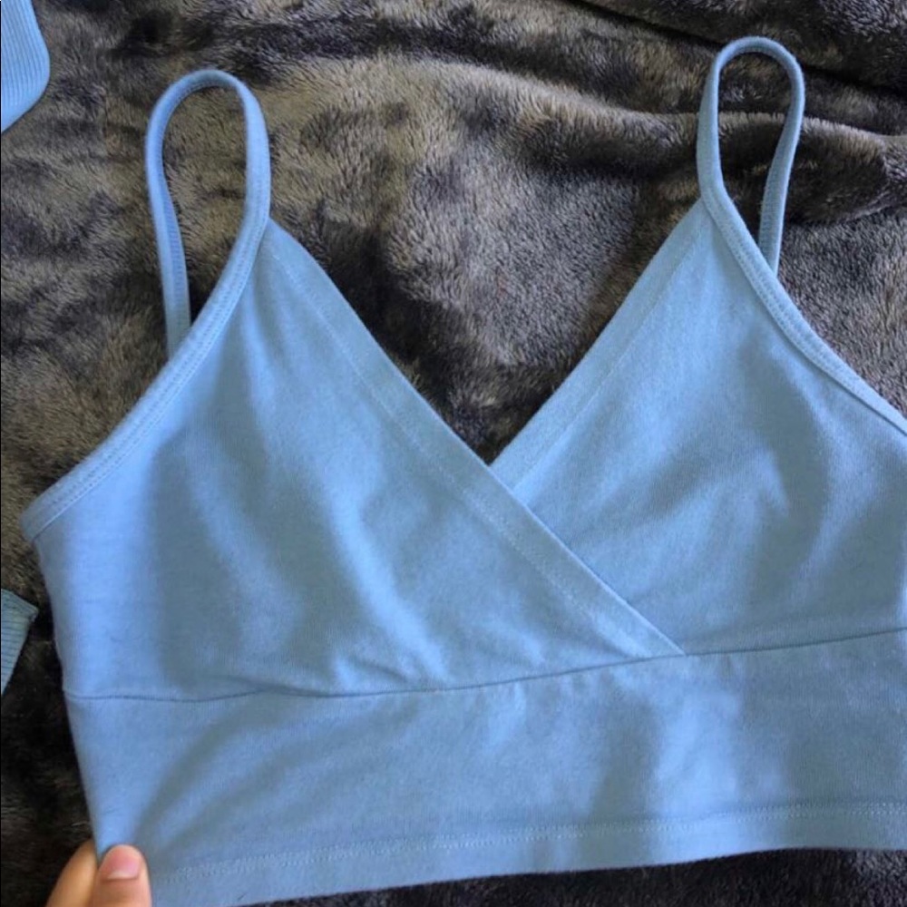BRANDY MELVILLE - Blue Amara Tank